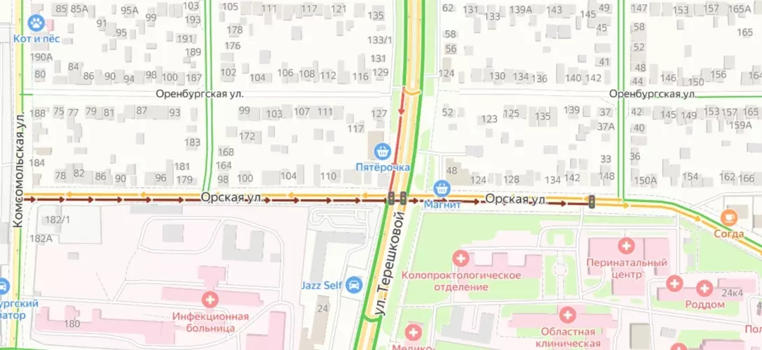 Орская улица стоит до перекрестка с улицей Терешковой.